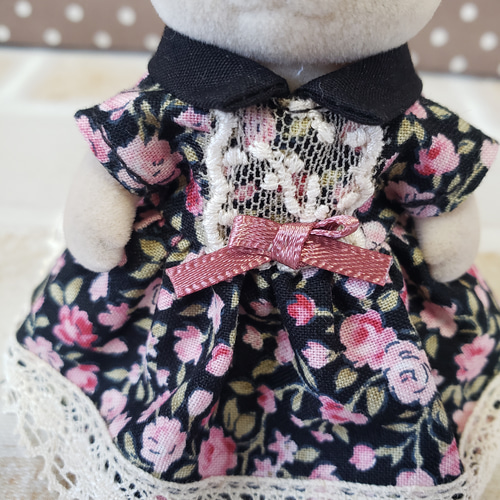 シルバニア＊お花柄ワンピース＊赤ちゃんサイズ おもちゃ・人形