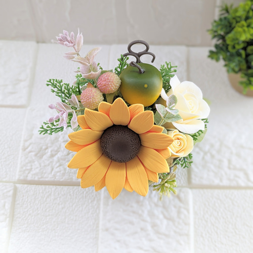 造花アレンジメント 黒バラ•ひまわり 造花アレンジメント 黒バラ