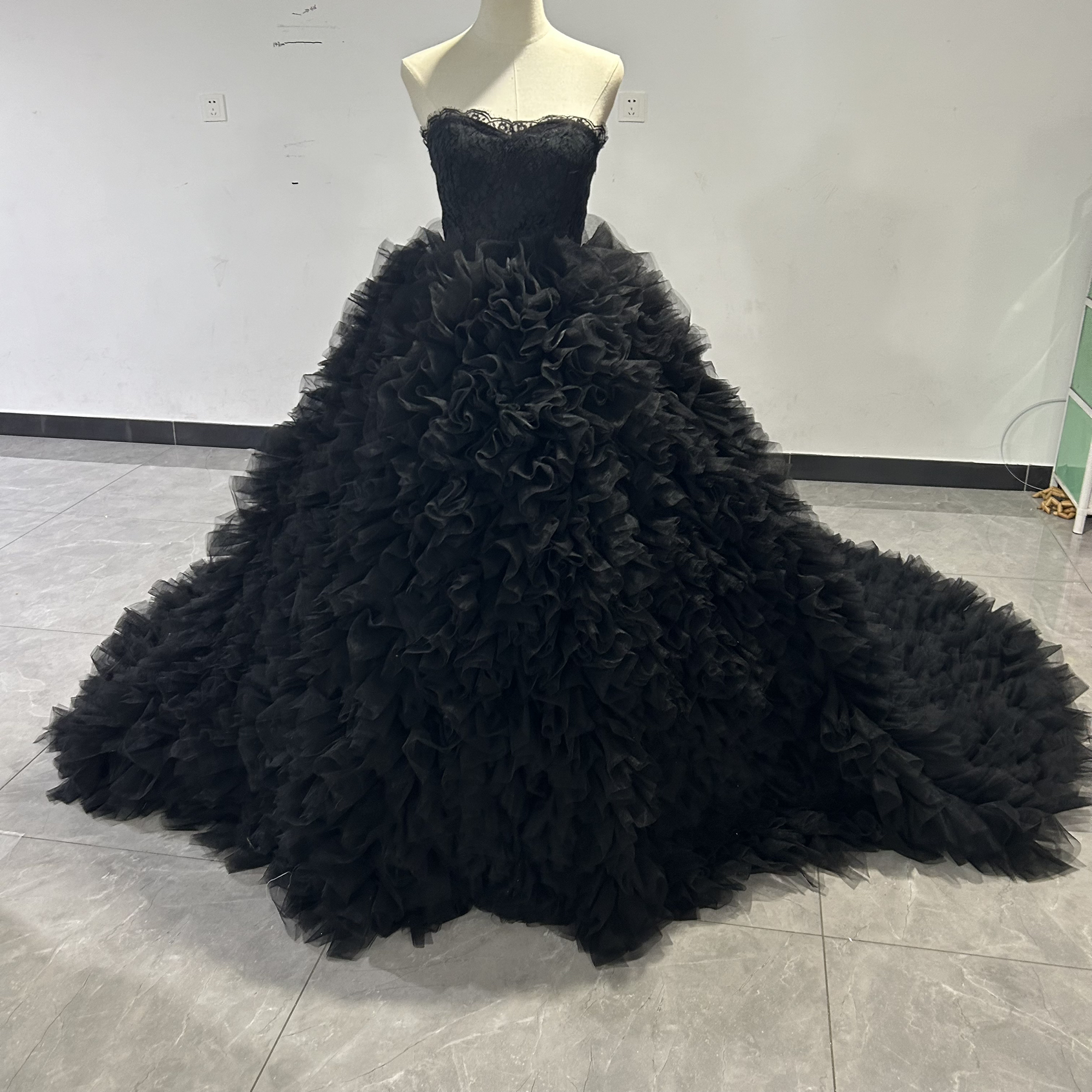 パーティードレス　黒　日本製 ドレス ロング マーメイド ドット 高級感 黒 パーティー 結婚式