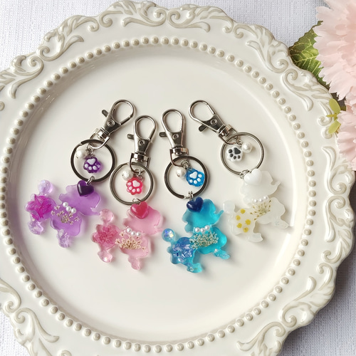 犬型キーホルダー 水色とピンク 再販×6✩オシャレプードルちゃんキーホルダー（ピンク.水色.白.紫.茶