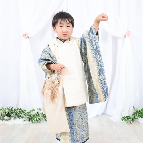 受注生産】こだわりの国産被布コート 着物 Rie 通販｜Creema(クリーマ  