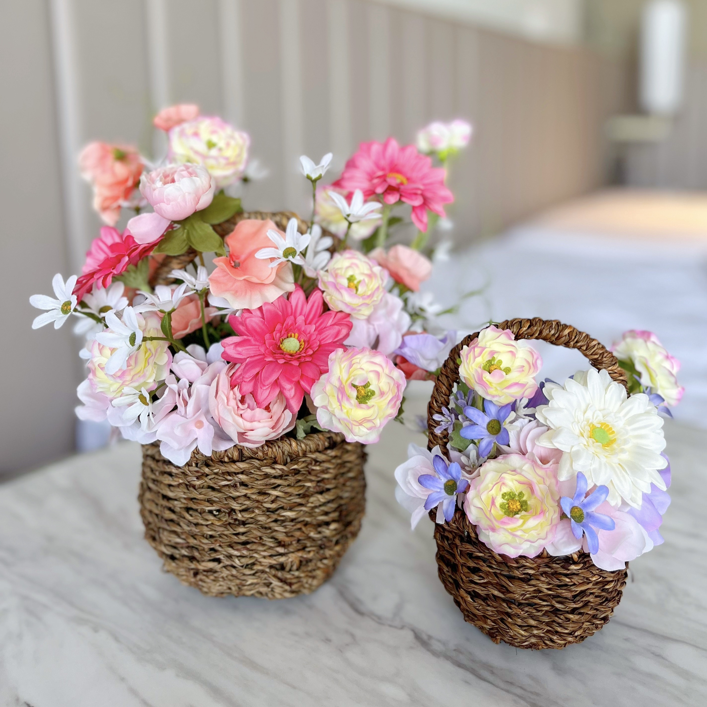 韓国っぽ♡フラワーバスケット/送別　卒業　入学　ホワイトデー/Mサイズ　メッセージカード付き　アーティフィシャルフラワー