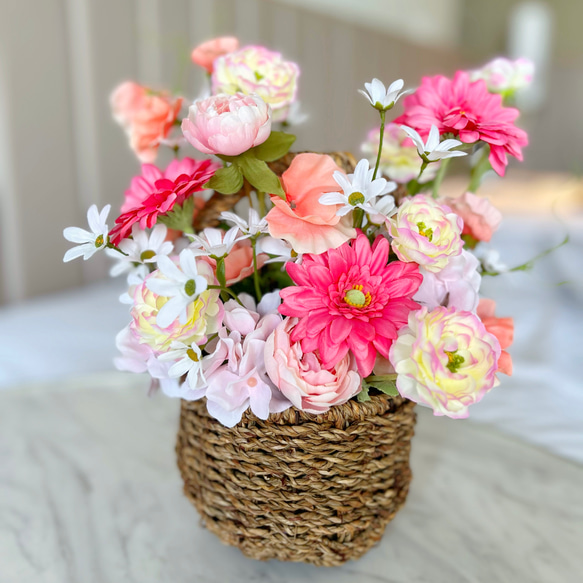 【フラワーバスケット♡サイズ中】アーティフィシャルフラワー　カゴアレンジ　フラワーアレンジ　カゴブーケ　韓国風 人気・おすすめ｜使いやすい・旅行におすすめ 品質保証 全国発送 日本国内発送・最短翌日お届け