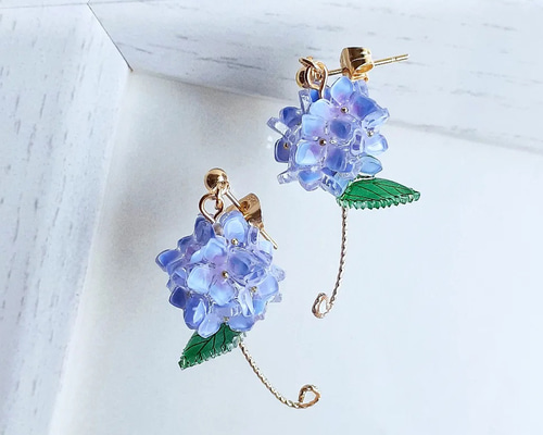 ♡ あじさいさま ♡      チタンピアス 2way】あじさいのピアス（チタン）〜よごと〜 ピアス（スタッド