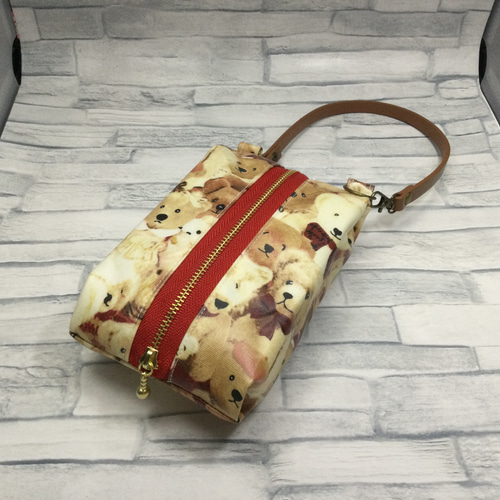 持ち手付き　シルコット用ウェットティッシュポーチ　ティディベア 1点のみ 持ち手付き シルコット用ウェットティッシュポーチ