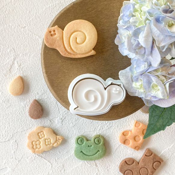 【かたつむり】クッキー型/かわいい/プレゼント/ギフト/おしゃれ/誕生日/お祝い/アジサイ/梅雨/カタツムリ/クッキー 人気・おすすめ｜多用途・生活用品におすすめ 口コミ人気 即納