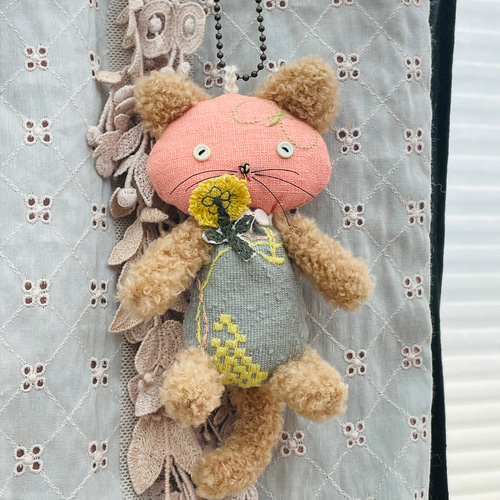 ◌New／1点もの︎︎◌⚮̈ミナペルホネンハンドメイド⚮̈お散歩猫ちゃん 