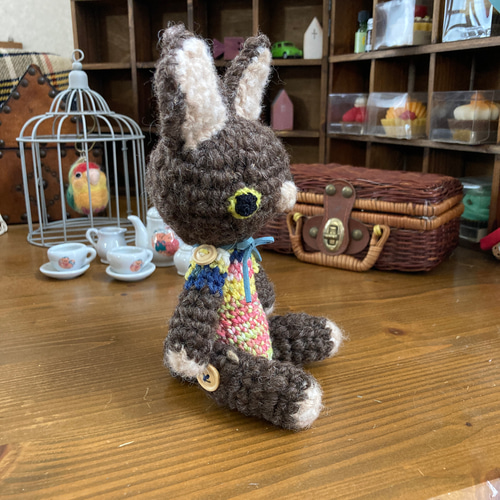 手つむぎ糸の編みぐるみ野うさぎ姉ツムギちゃん あみぐるみ