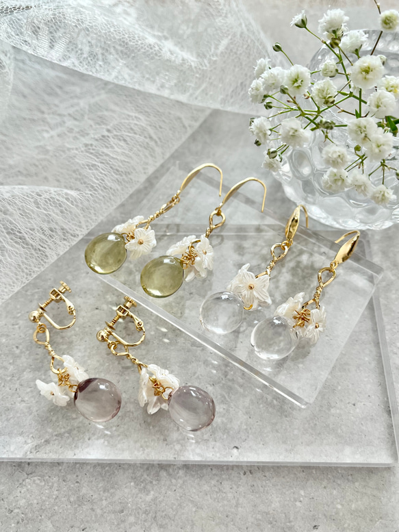 ちゅるんドロップと小花のアクセサリー＊イヤリングorピアスor 