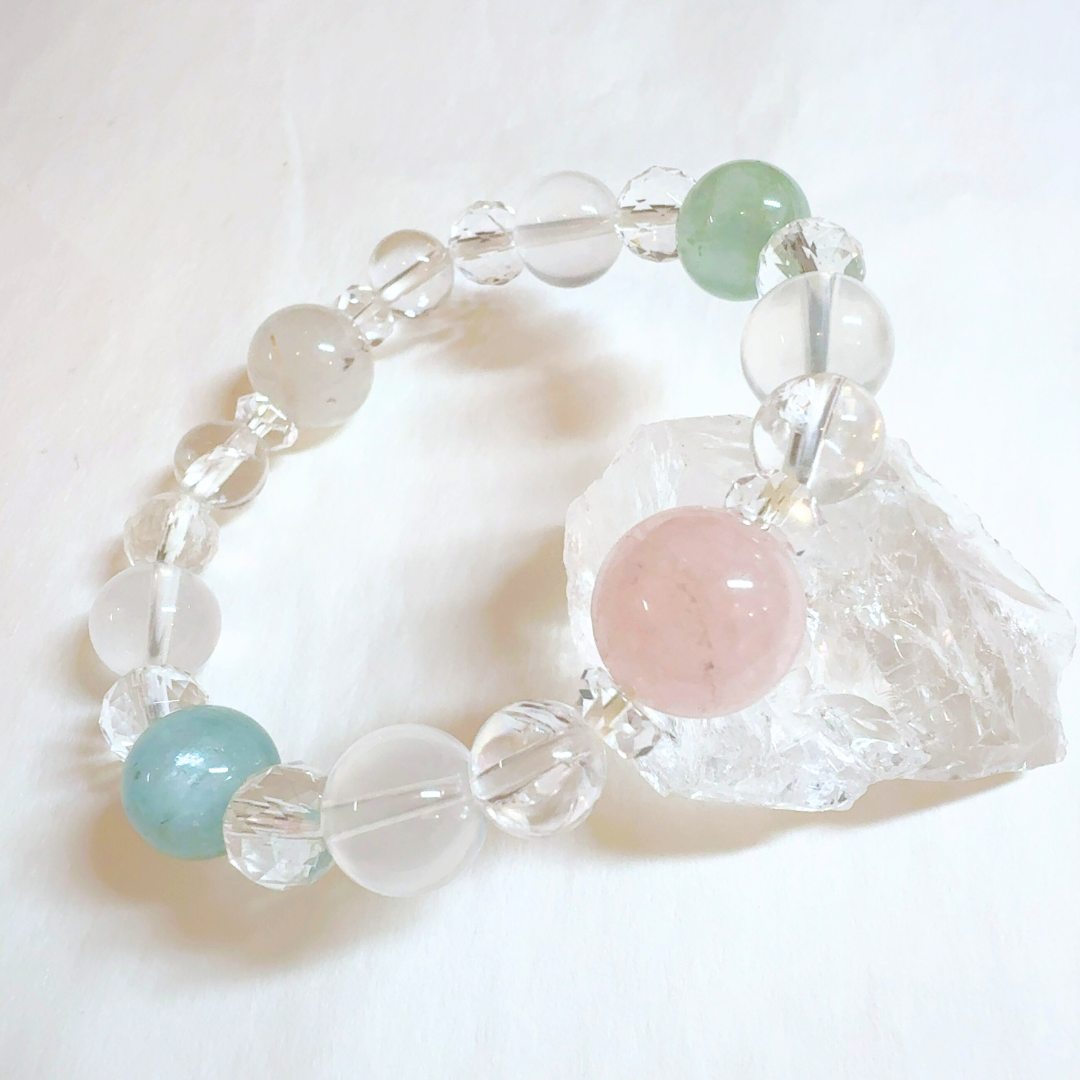 恋愛 癒し ✧ モルガナイト　アクアマリン　グリーンベリル　水晶　天然石　お守りブレスレット　引き寄せ　愛情　健康　浄化