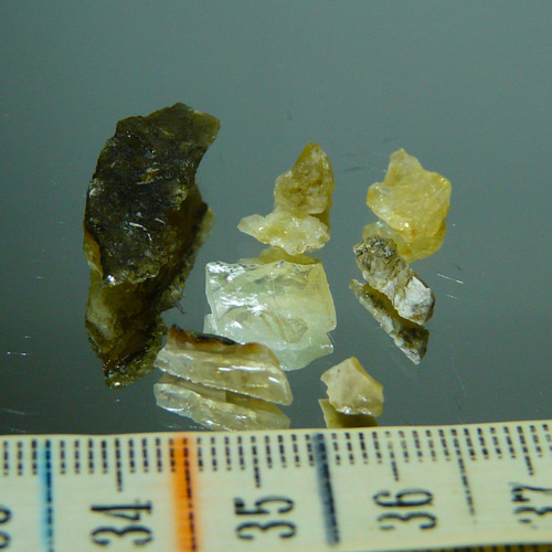 天然  稀少 国産  北海道然別産 然別オパール 蛍光オパール 原石 鉱物 天然 稀少 国産 北海道然別産 然別オパール 蛍光オパール 原石