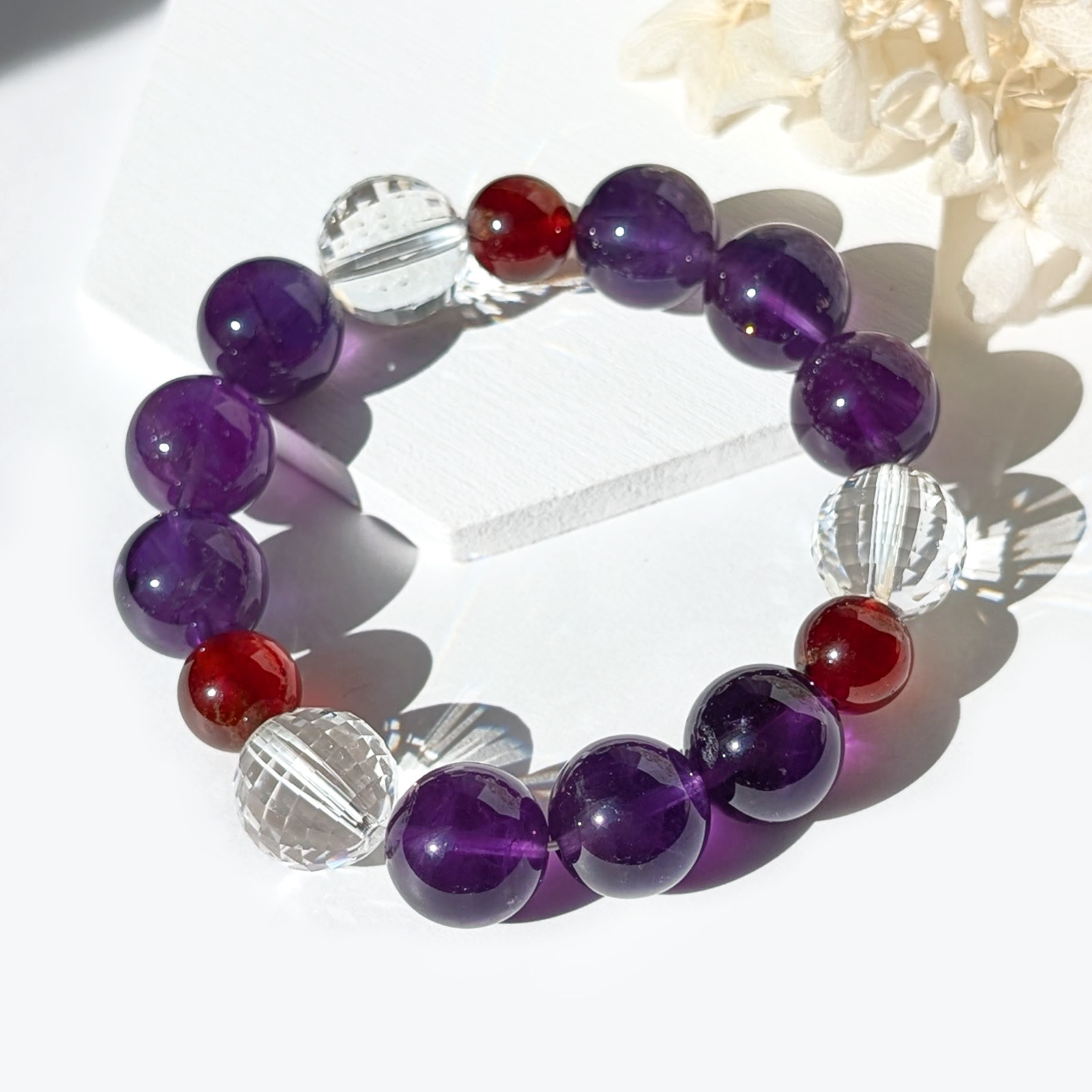 Grace／一点もの　大粒アメジスト×ヘソナイトガーネット×水晶　グレイスブレスレット