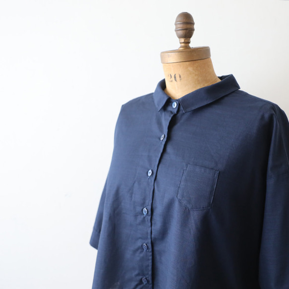 ⁑夏ＳＡＬＥ　再入荷　上質ギマ擬麻コットン　角襟　燕尾裾　幅広シャツ　ジャケット　胸ポケット ゆったり紺T10A 5枚目の画像