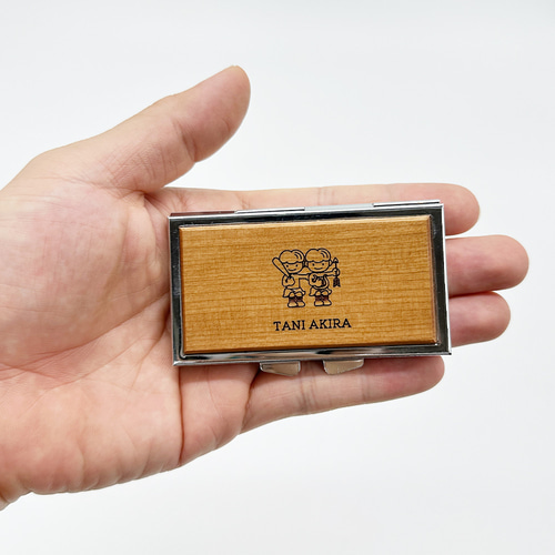 名入れ 彫刻 桜木 星座 天然 木製 ピルケース 薄型 一日3回 彫刻 携帯