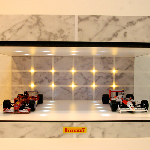 1/18、2〜3台展示可・WH基調3面発光・ディスプレーBOX /ネオジオラマ 1/18、2〜3台展示可・WH基調3面発光・ディスプレーBOX / 2色