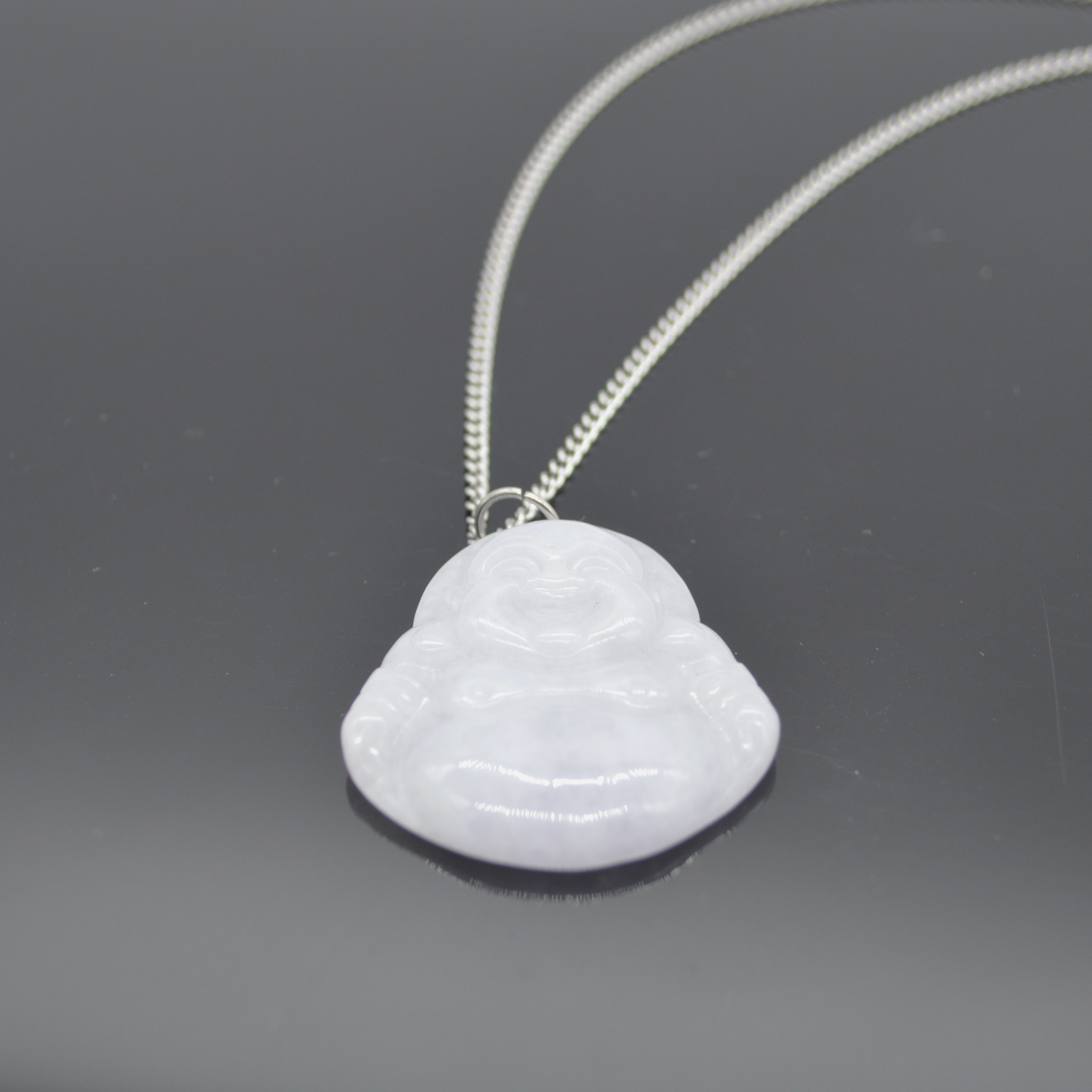 ペンダント・ネックレス］ホワイトジェイド（白翡翠）大黒天