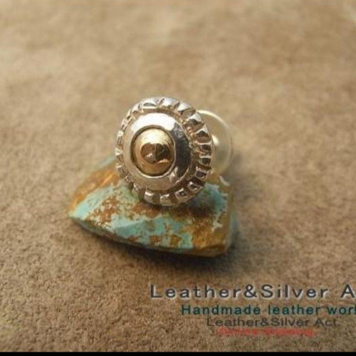 ハンドメイドシルバーピアス、silver925,k18 ポルトピアス、太陽 ハンドメイドシルバーピアス、silver925,k18 ポルトピアス、太陽