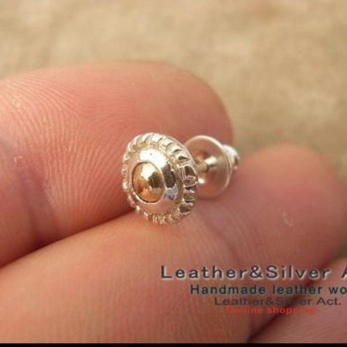 ハンドメイドシルバーピアス、silver925,k18 ポルトピアス、太陽