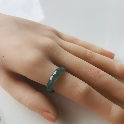 R100-003］ ジェイド JADE ヒスイ 本翡翠 くりぬき リング 天然石  