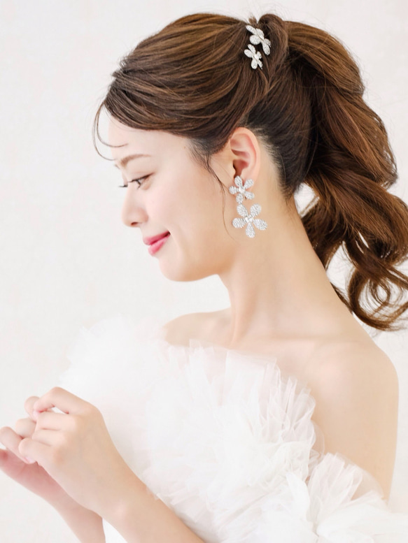 EK18 大ぶりイヤリング　ブライダルイヤリング　ウェディングイヤリング　結婚式  おしゃれ花嫁 3枚目の画像