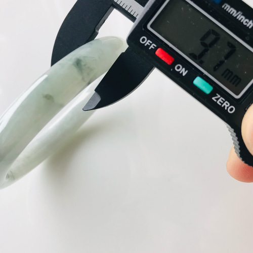 バングル　翡翠　ミャンマーのジェダイト 三彩翡翠バングル 天然ミャンマー産 翡翠バングル 三彩風 淡紫×深緑