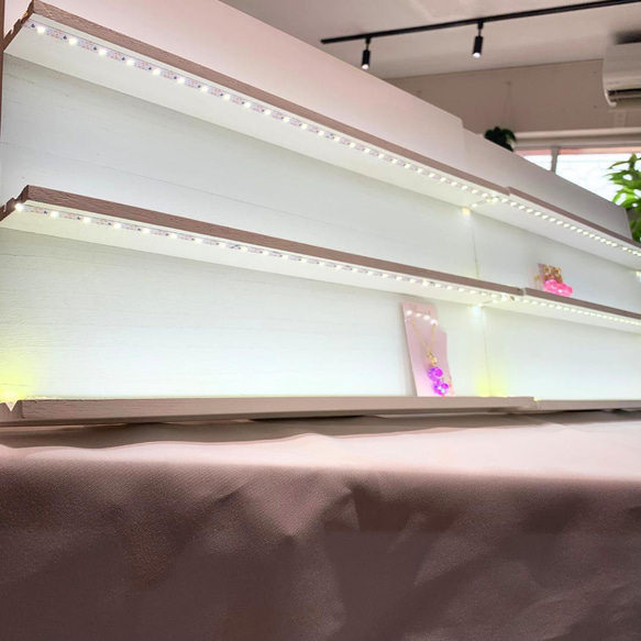 LEDライト付き　木製傾斜ディスプレイ　２台セット　マルシェ　イベント用 