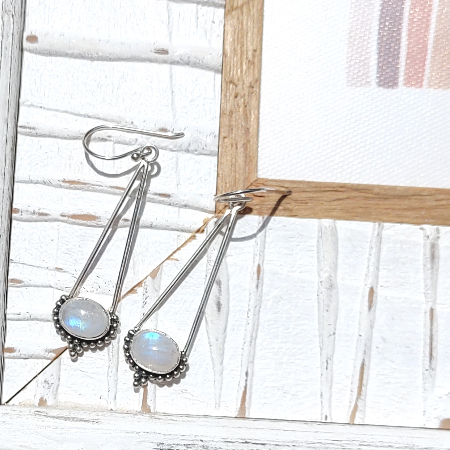 ❁Luna shining earrings silver925❁美しいレインボームーンストーン