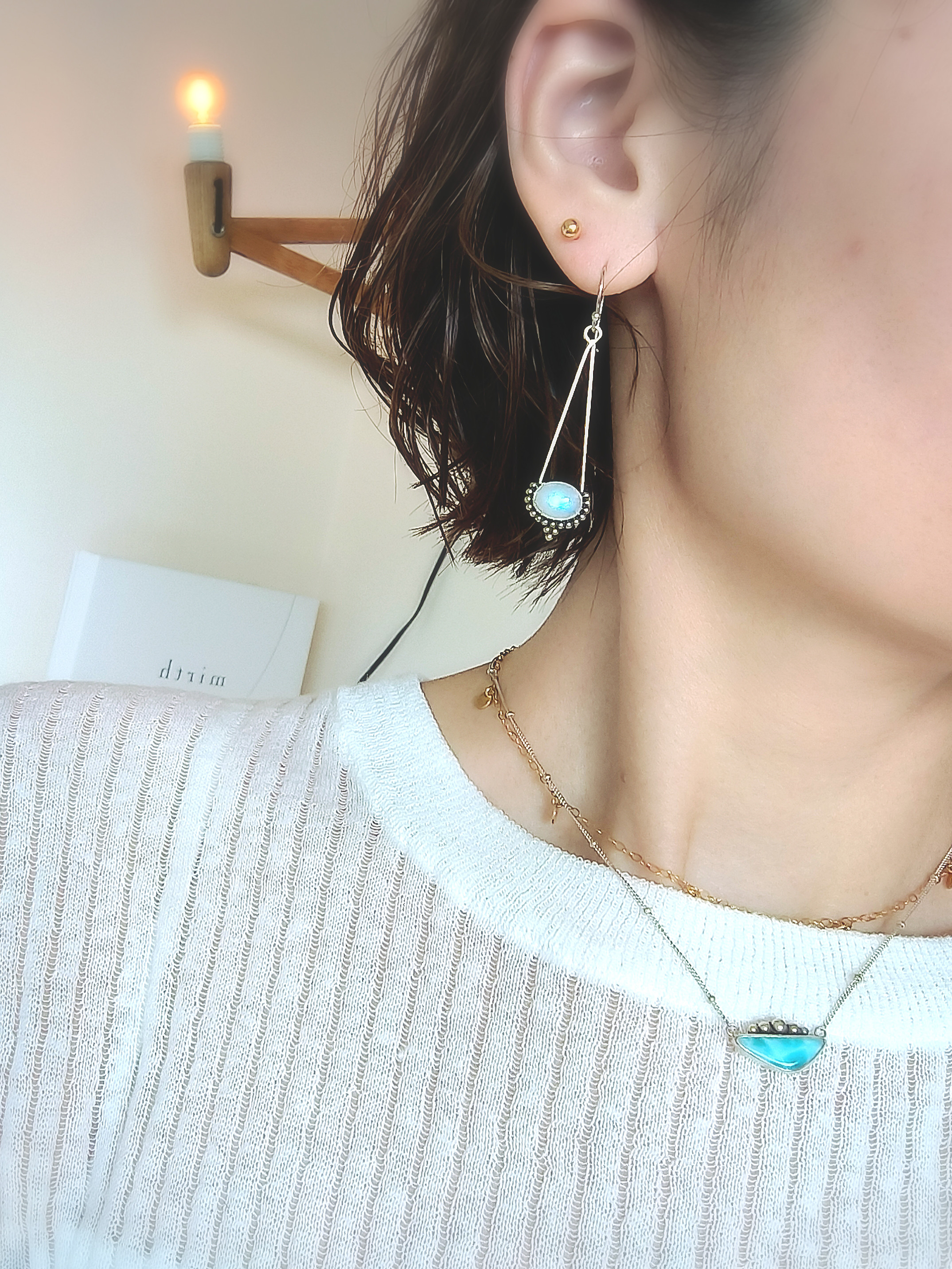 ❁Luna shining earrings silver925❁美しいレインボームーンストーン