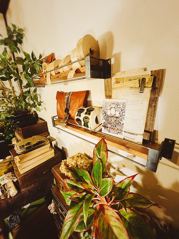 壁掛けラック ウォールシェルフ ブックラック アイアン家具 オーダー