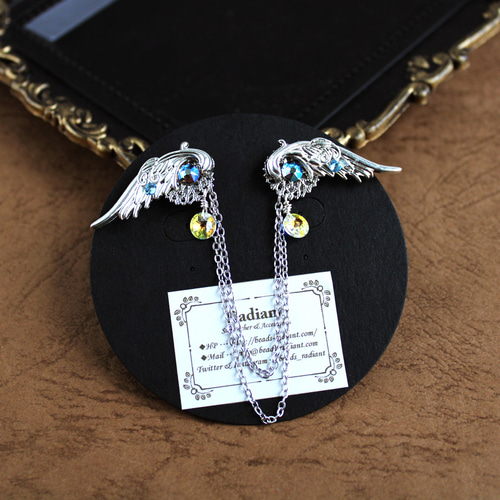 襟や帽子、鞄、ネクタイに♪軽量☆星屑の両翼ピンブローチ（全5色