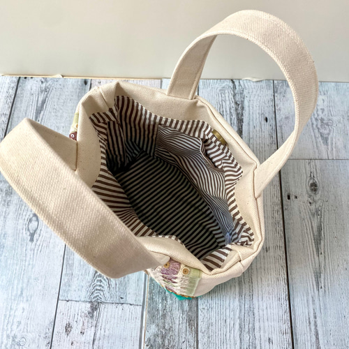 エメラルドグリーンが爽やかなインド刺繍リボンのトートバッグ【S