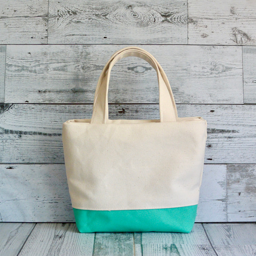 エメラルドグリーンが爽やかなインド刺繍リボンのトートバッグ【S