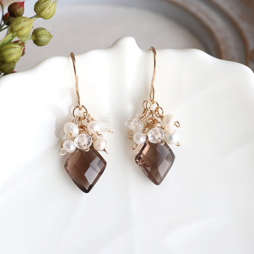 じばにゃん❤️ブルーオブシディアン　ダイヤカット　14kgfピアス ブルーオブシディアン ダイヤカット 14kgfピアス じばにゃん様専用