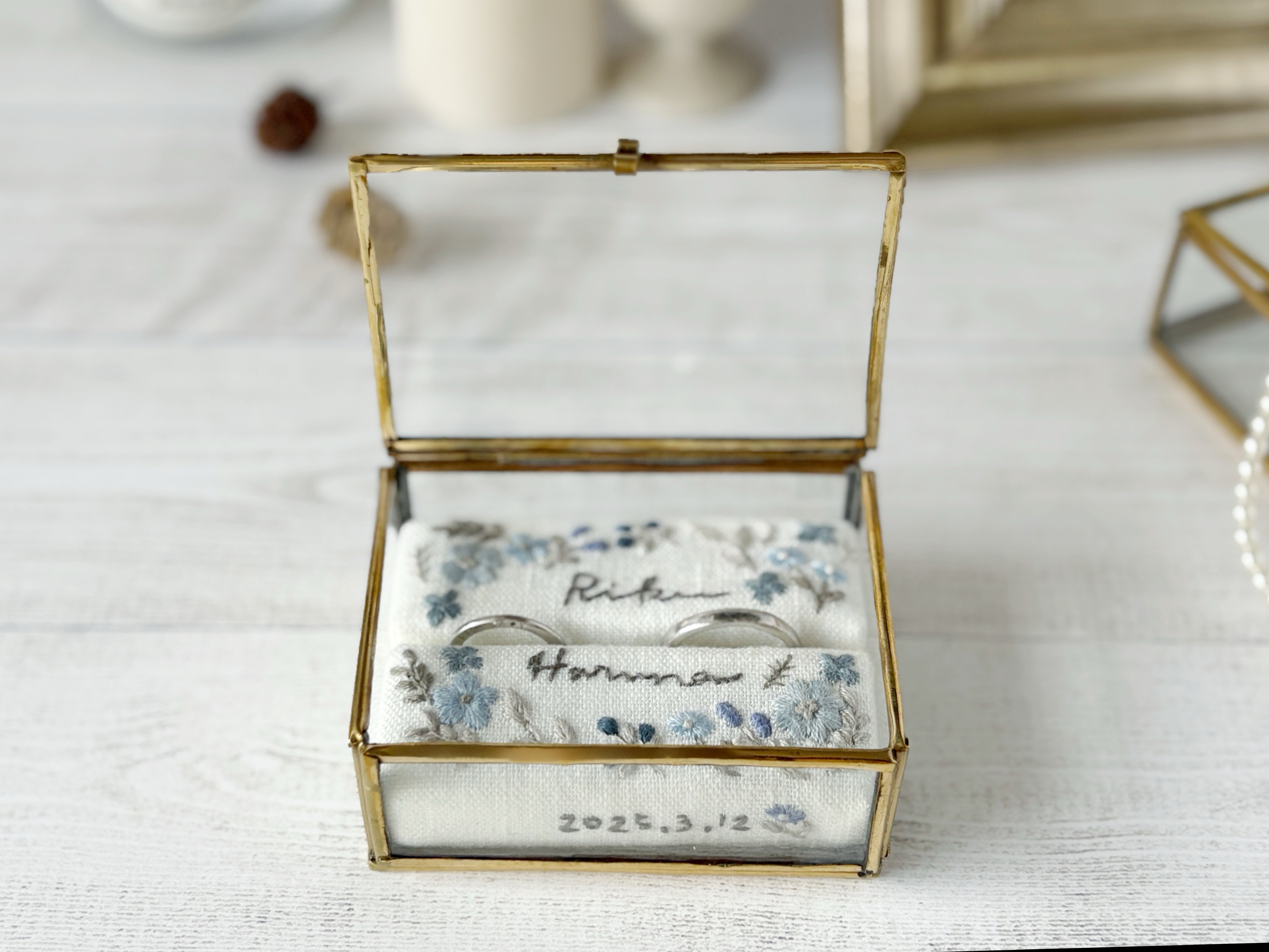 【名前記念日刺繍】刺繍のリングピロー＊Glass box＊linneaリネア＊名入れ 4,898円
