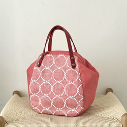 ⚮̈ミナペルホネン tambourine red まるっこニュームバッグ 口金バッグ  