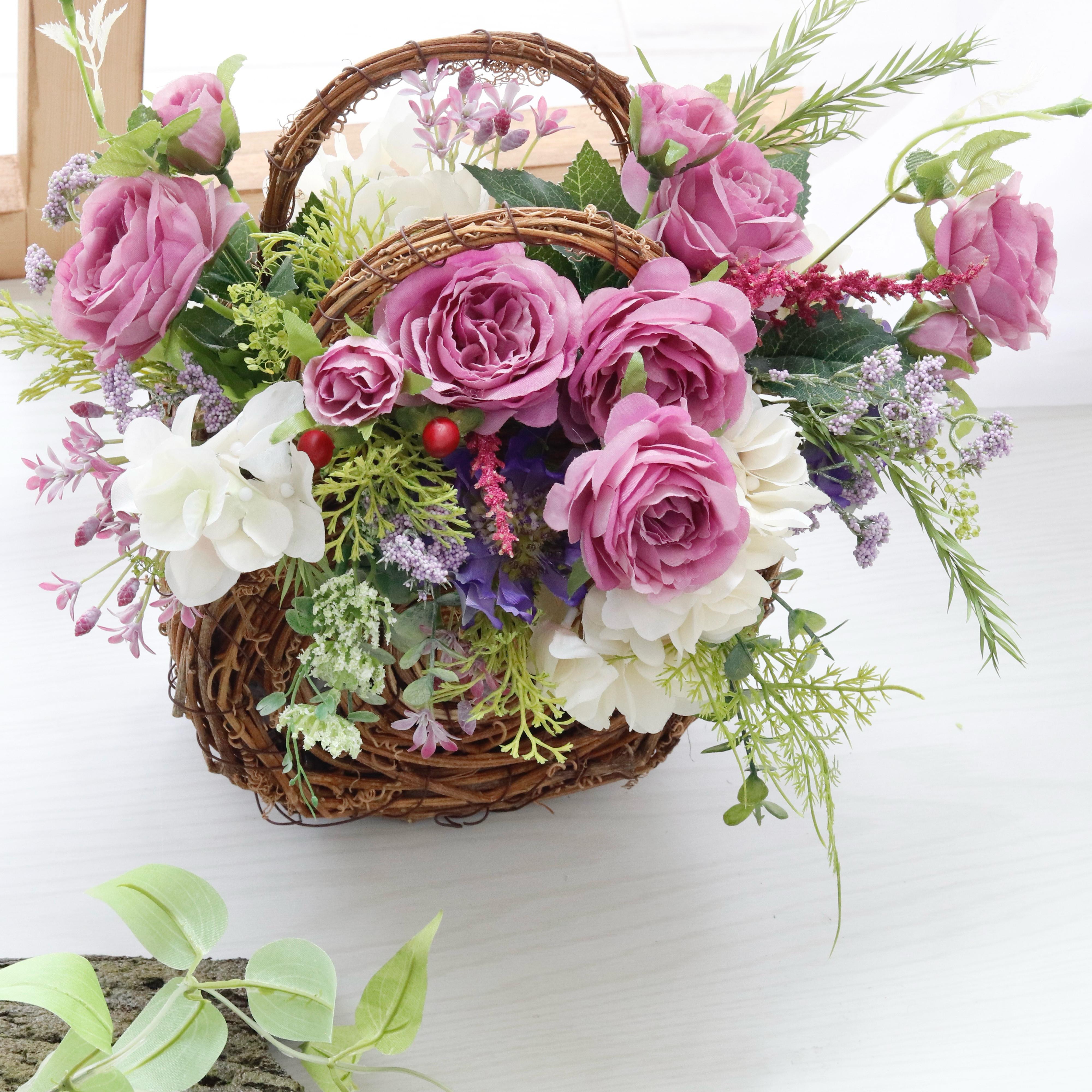ローズガーデンバスケットꕤインテリアフラワーアレンジメントꕤ