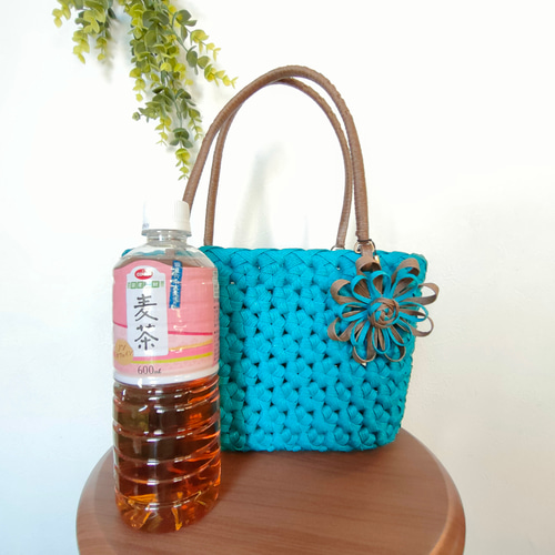 花編みかごバッグM ターコイズブルー クラフトバンド かごバッグ 野々