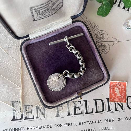 ヴィクトリア女王からの贈り物 / Antique Sterling Silver