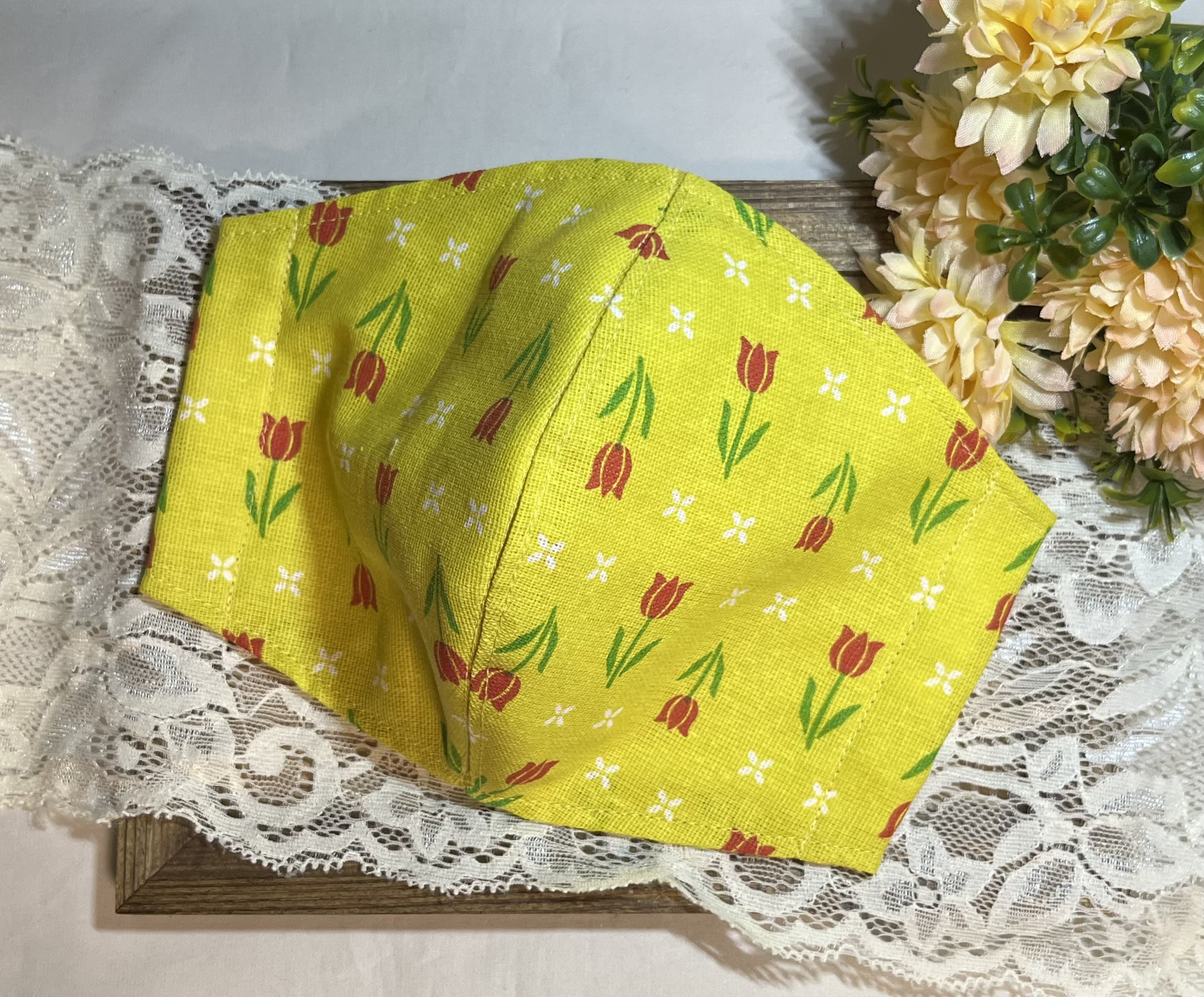 麻布、手描きチュウリップ red 一点物110×107cm 