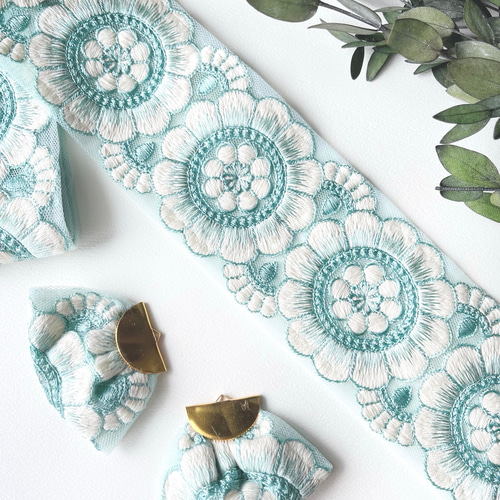 大ぶりチュールインド刺繍リボンタッセルピアス/イヤリング イヤリング