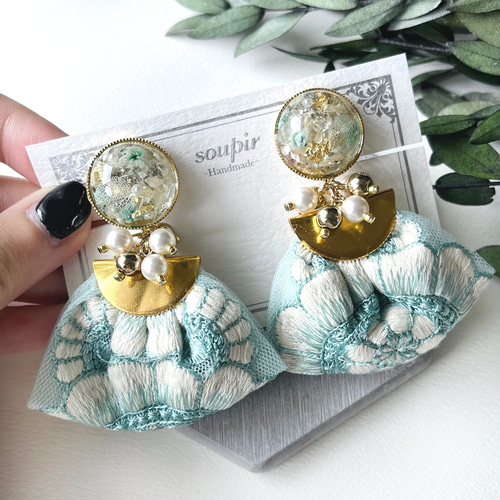 大ぶりチュールインド刺繍リボンタッセルピアス/イヤリング イヤリング