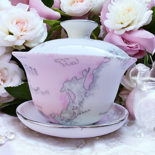 蓋碗・ピンクの世界地図 ❤中国茶 中国茶器 台湾茶 ポーセラーツ