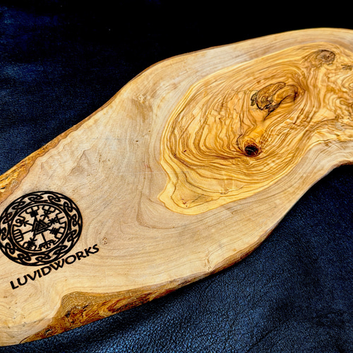 オリーブウッド カッティングボード矩形の匠。奥行き イタリアン