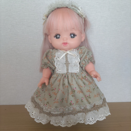 小さなお洋服＊人形服25cm＊メルちゃんサイズ＊ワンピース＆ヘアドレス