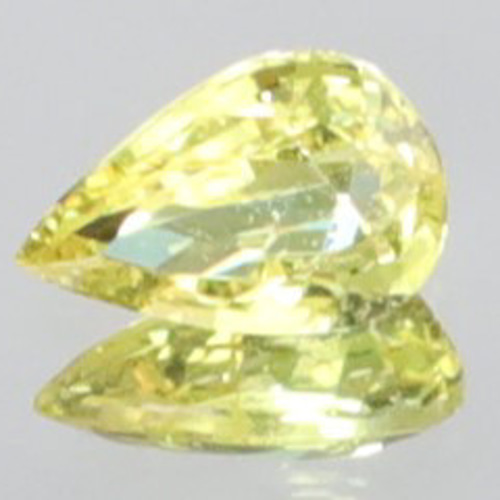 アレキサンドライトと同じ鉱物 天然クリソベリル 金緑石6×3.8 mm
