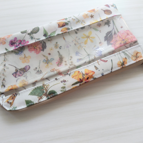 リバティラミネート　台形クリアポーチ　フローラルイヴ リバティラミネート 台形クリアポーチ フローラルイヴ