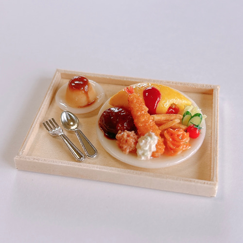 まぁまランチ ランチ！ 当店のマグマのランチは スパイスカレーの一本勝負です