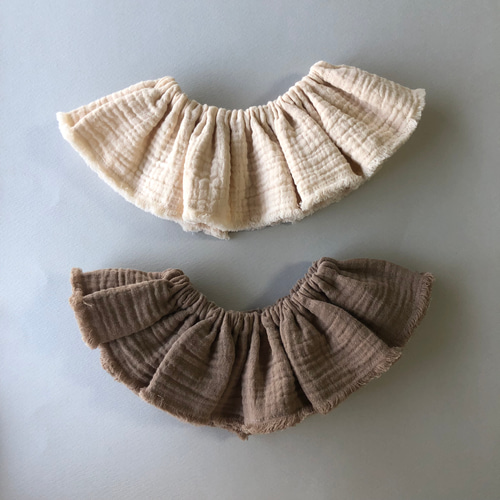 人気item♡【 poco poco fringe frill bib 】スタイ シンプル 韓国
