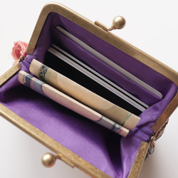 インド刺繍リボンと牛革レザー　 がま口ミニ財布・小物入れ　Beige&platinum 6枚目の画像