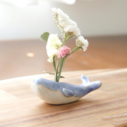 クジラの花挿しオブジェ 海のブルー ＊ ドライフラワー付き 1